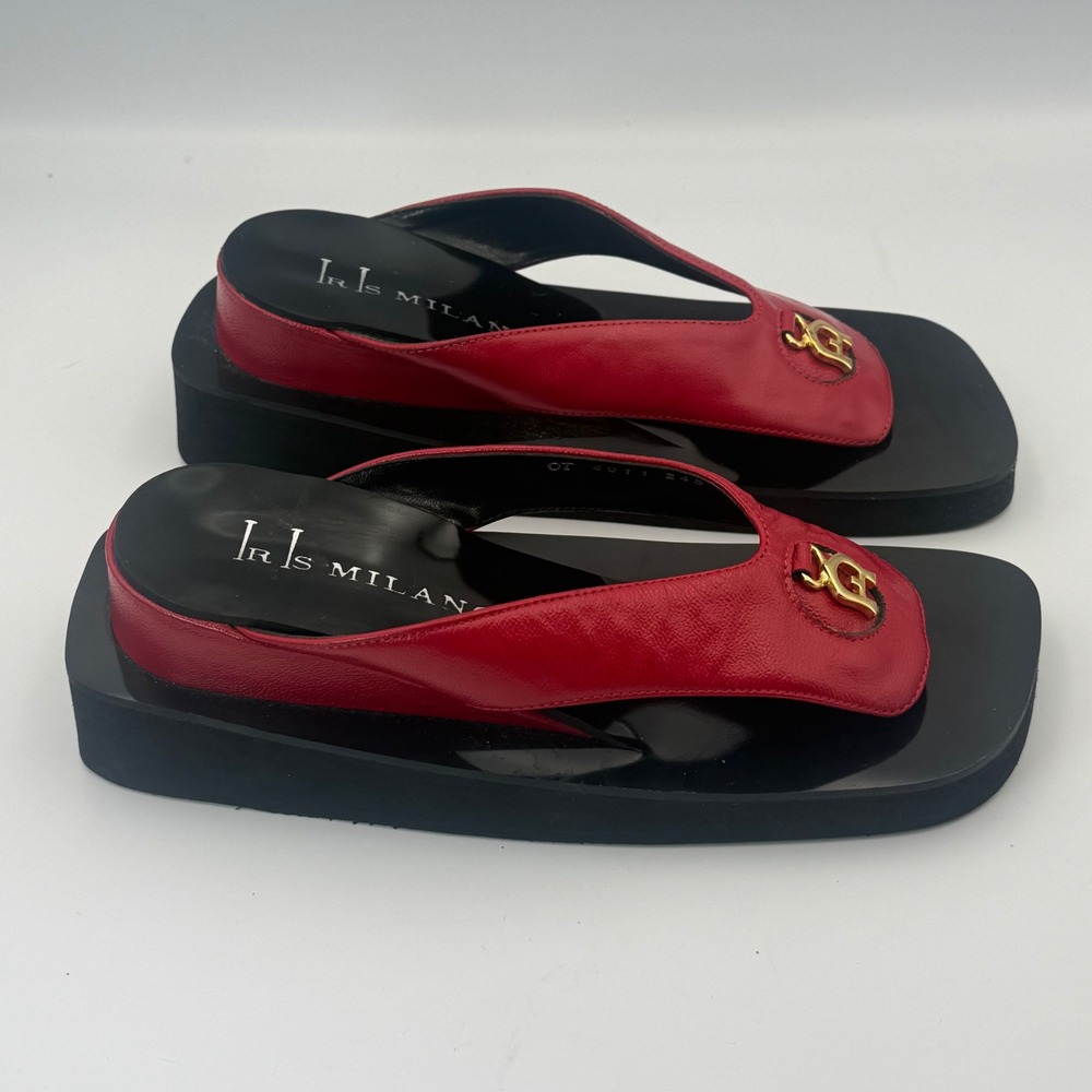 Iris Milano Red Leather Platform Thong Sandals Square Toe Gold \Vintage Y2K